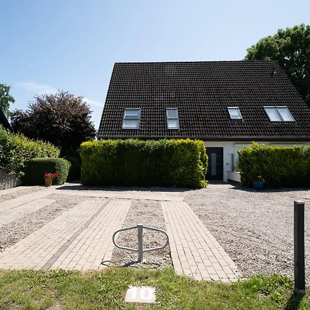 Wiesenredder 6 * Lenste